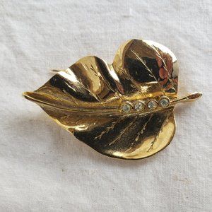 Gold Toned Shiny Fall Leaf Brooch Rhinestones 2.25" L Christmas Thanksgiving